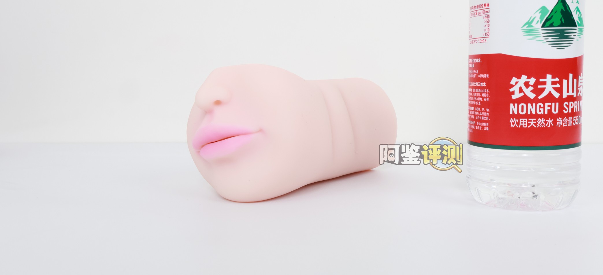 YUU——“饶舌辣妹”评测！噱头就是这个杯子的全部了.....像搞笑玩具一样毫无实用性的产品