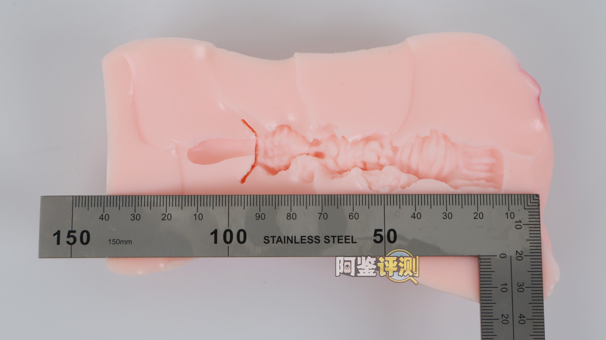 网易春风——“元娘2代(秋冬)”评测!几乎相同的体验和构造,四款区分度极低的“大货感”产品