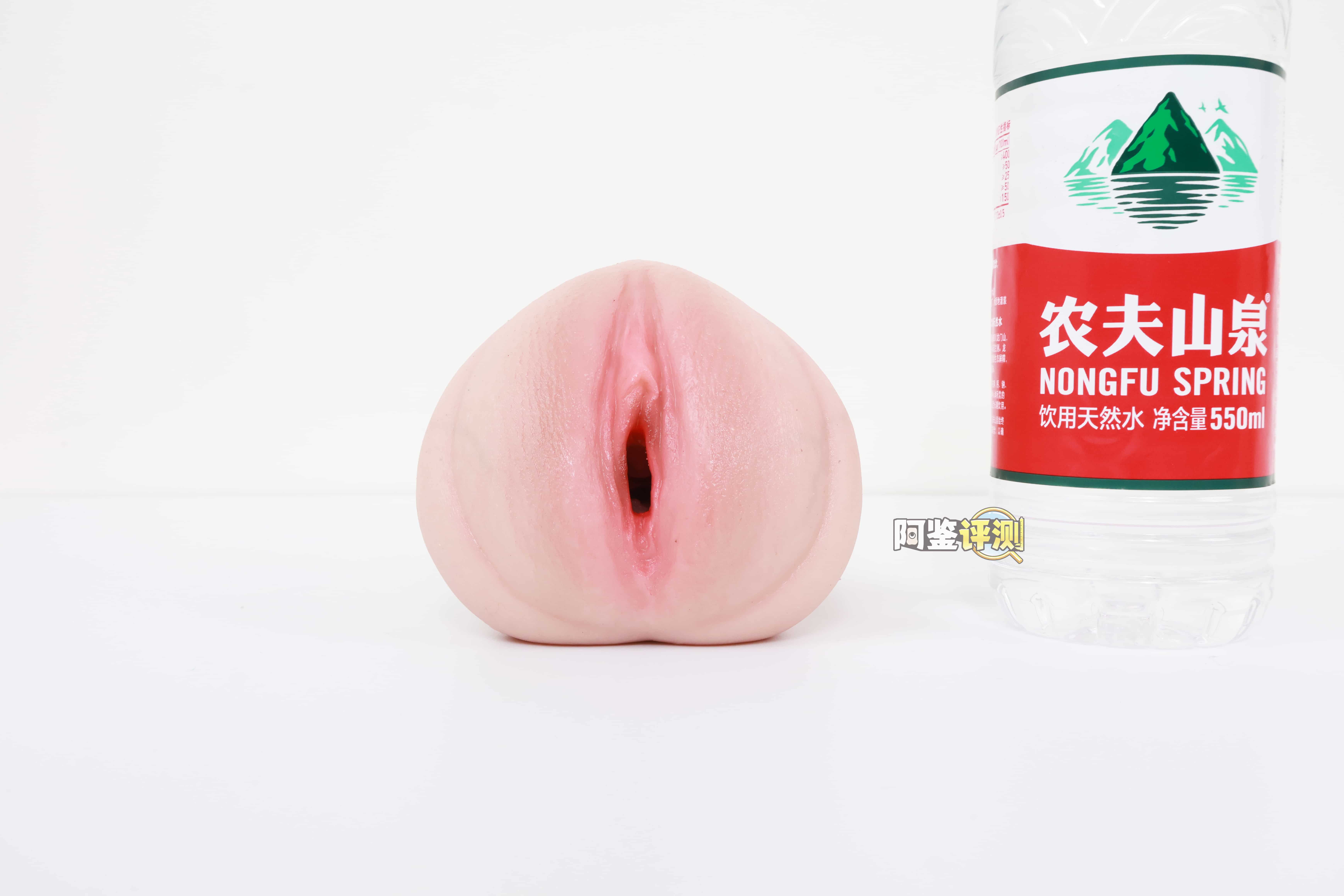 YUU——“极乐蜜壶”评测！使用硅胶材质制作而成的飞机杯，似乎没有我想象中那么难以使用