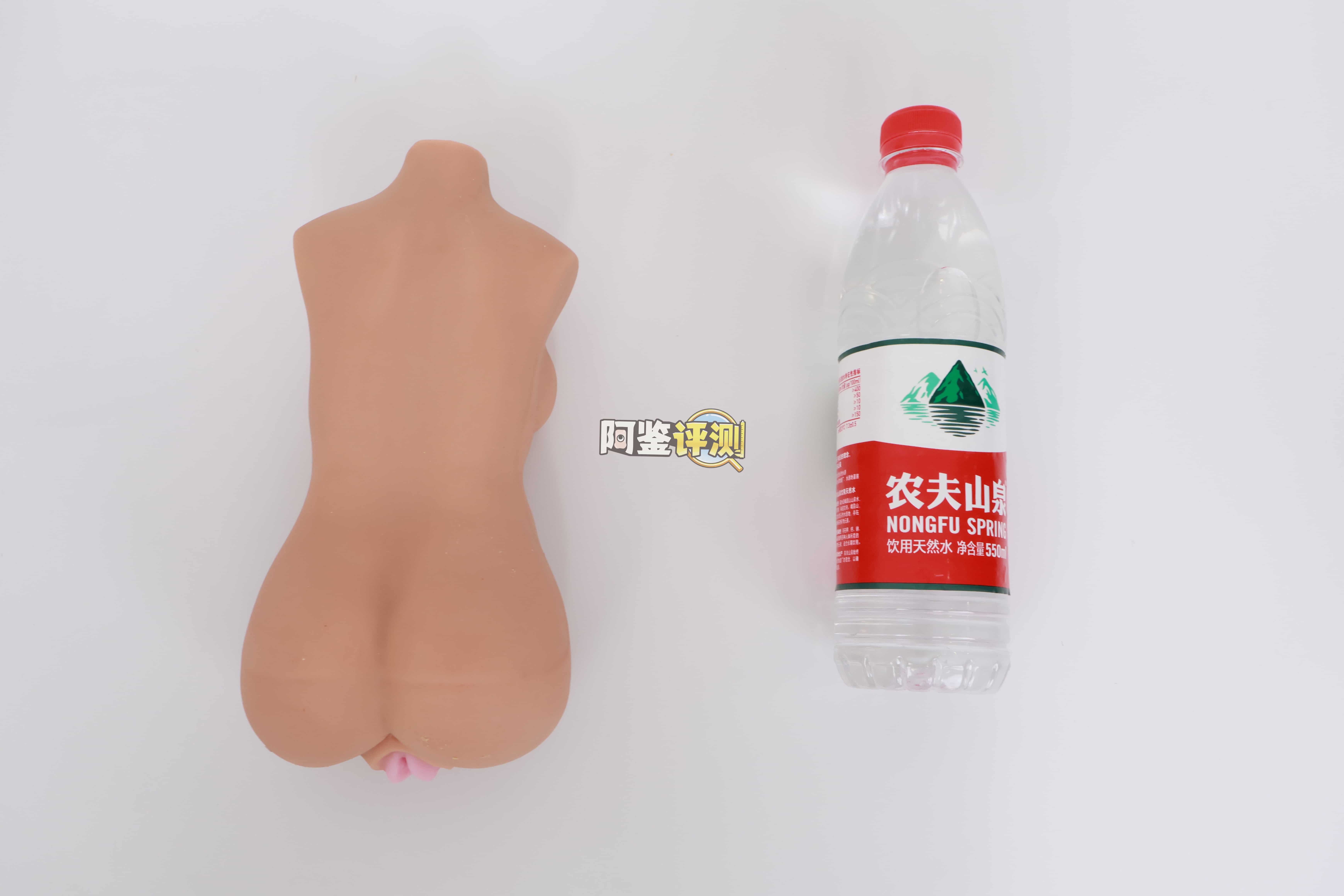 魔眼——“超丰满辣妹”评测!我用过最精致细腻的剐蹭纹理,却被粗糙的外形破坏掉了...