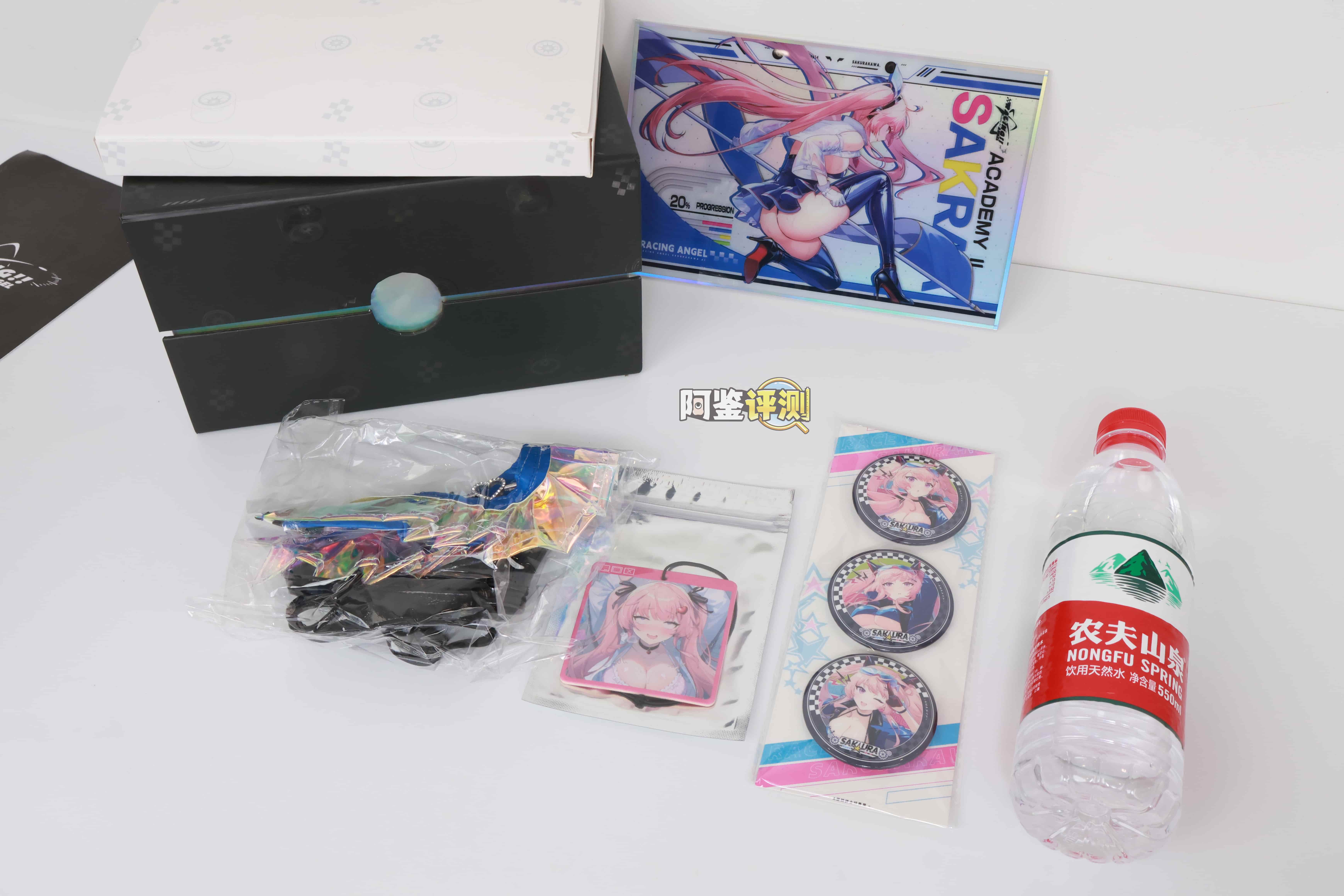 TMT——“樱川爱(礼盒版)”评测!防“查重”版水着琉璃子,继续加码的现代版“买椟还珠”型飞机杯