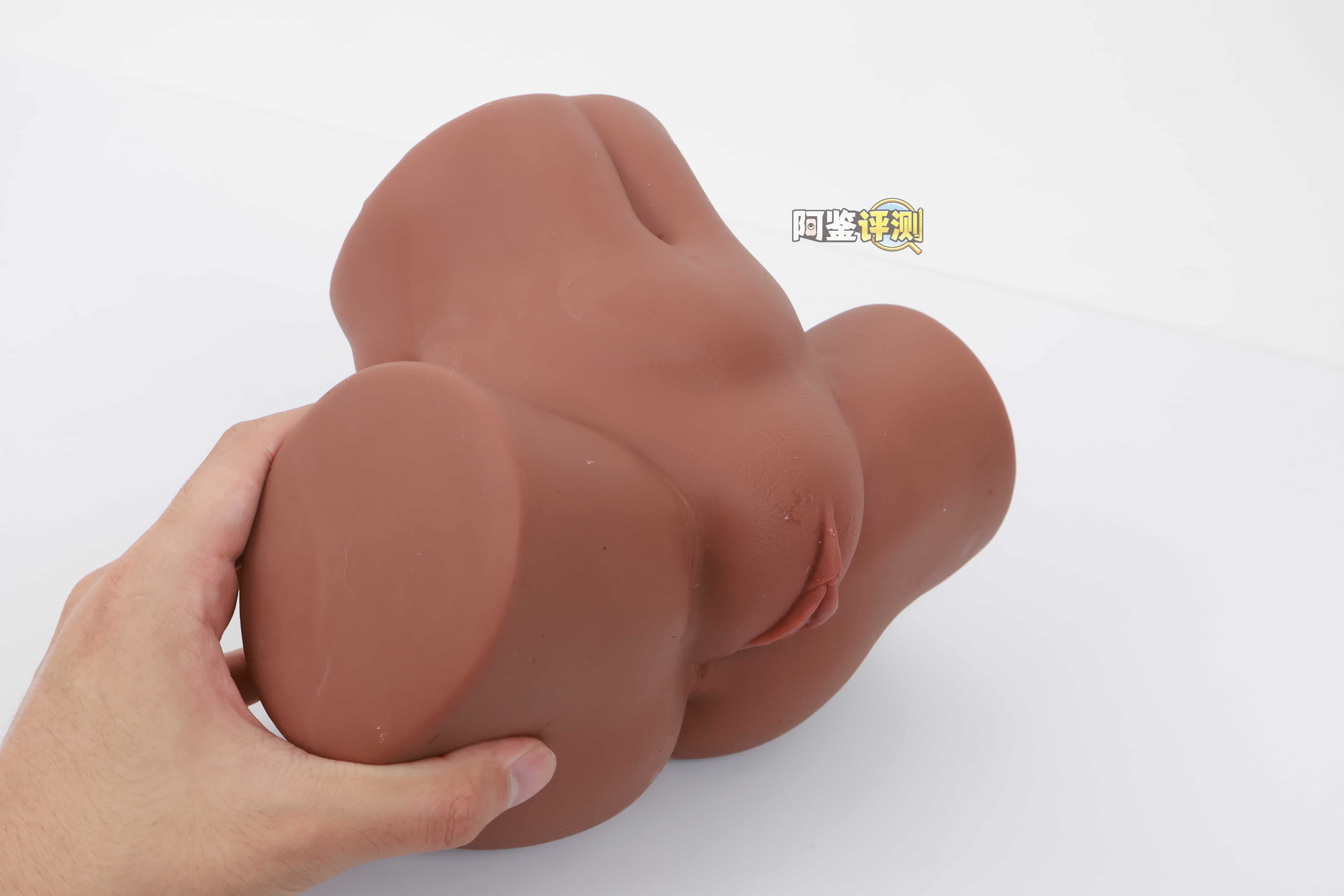 COC——“可可狼姬”评测！褐色黑皮的“成熟型”小屁股倒模，通道的复杂度和姿势兼容性都挺不错