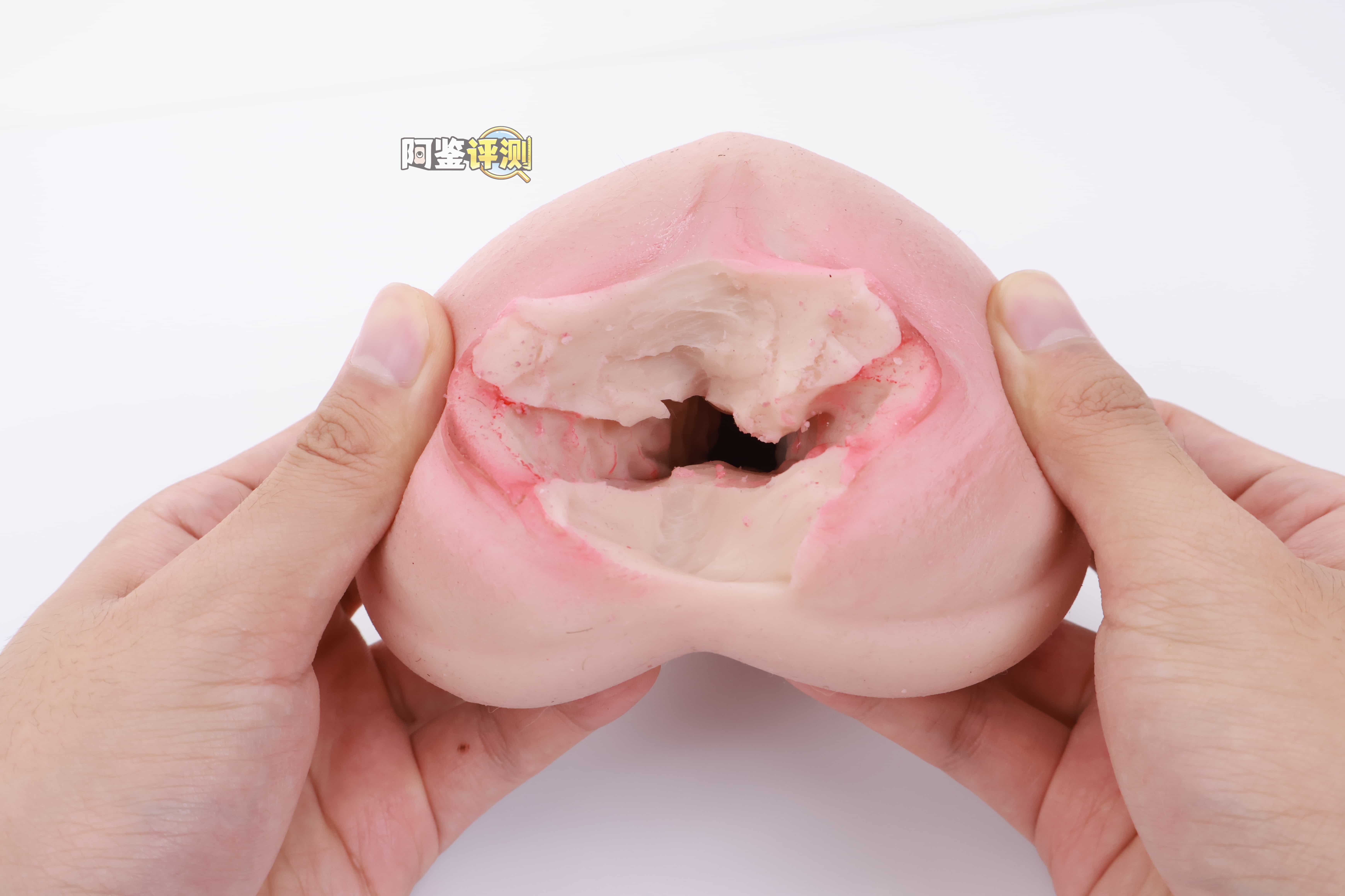 YUU——“极乐蜜壶”评测!使用硅胶材质制作而成的飞机杯,似乎没有我想象中那么难以使用