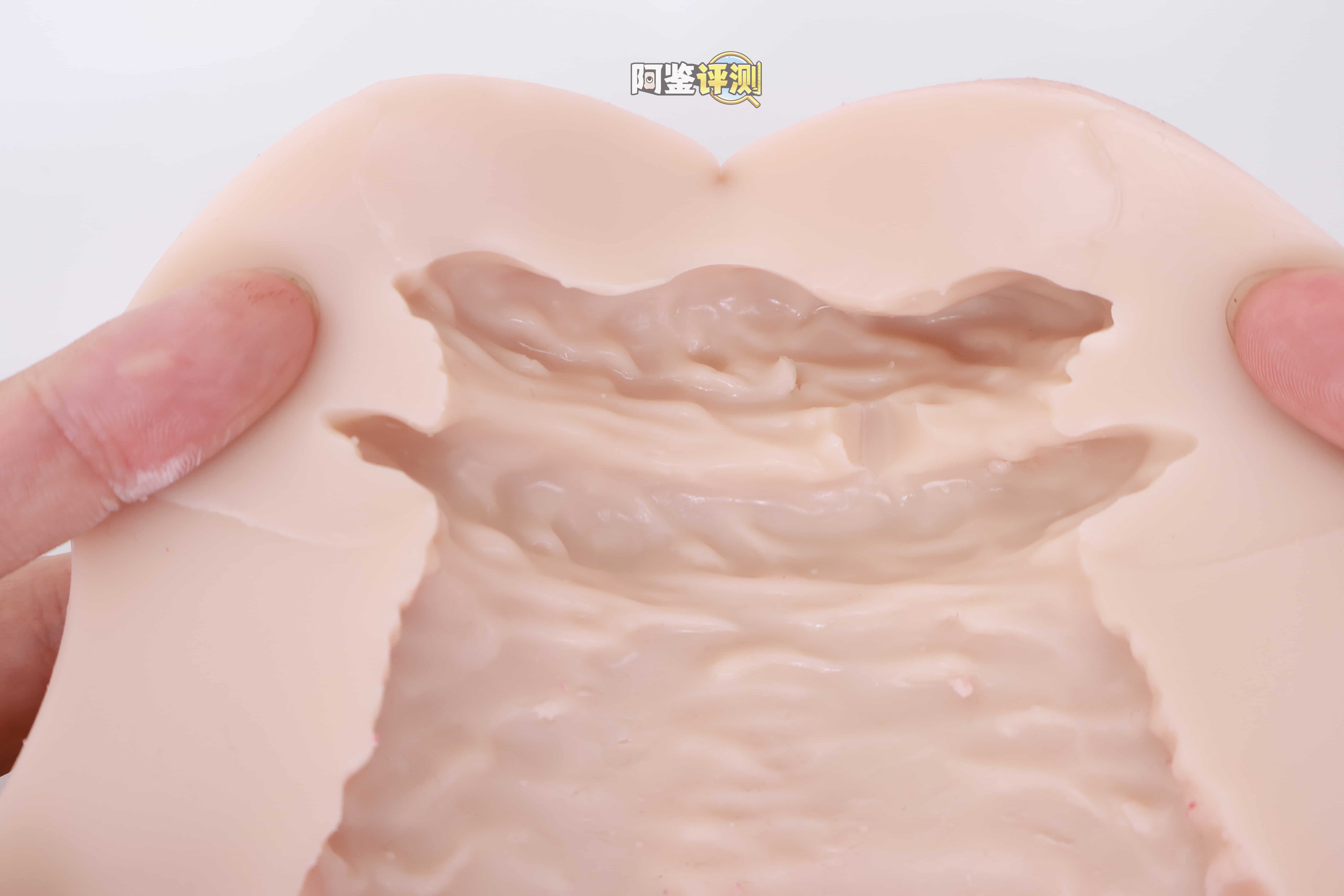 YUU——“极乐蜜壶”评测！使用硅胶材质制作而成的飞机杯，似乎没有我想象中那么难以使用