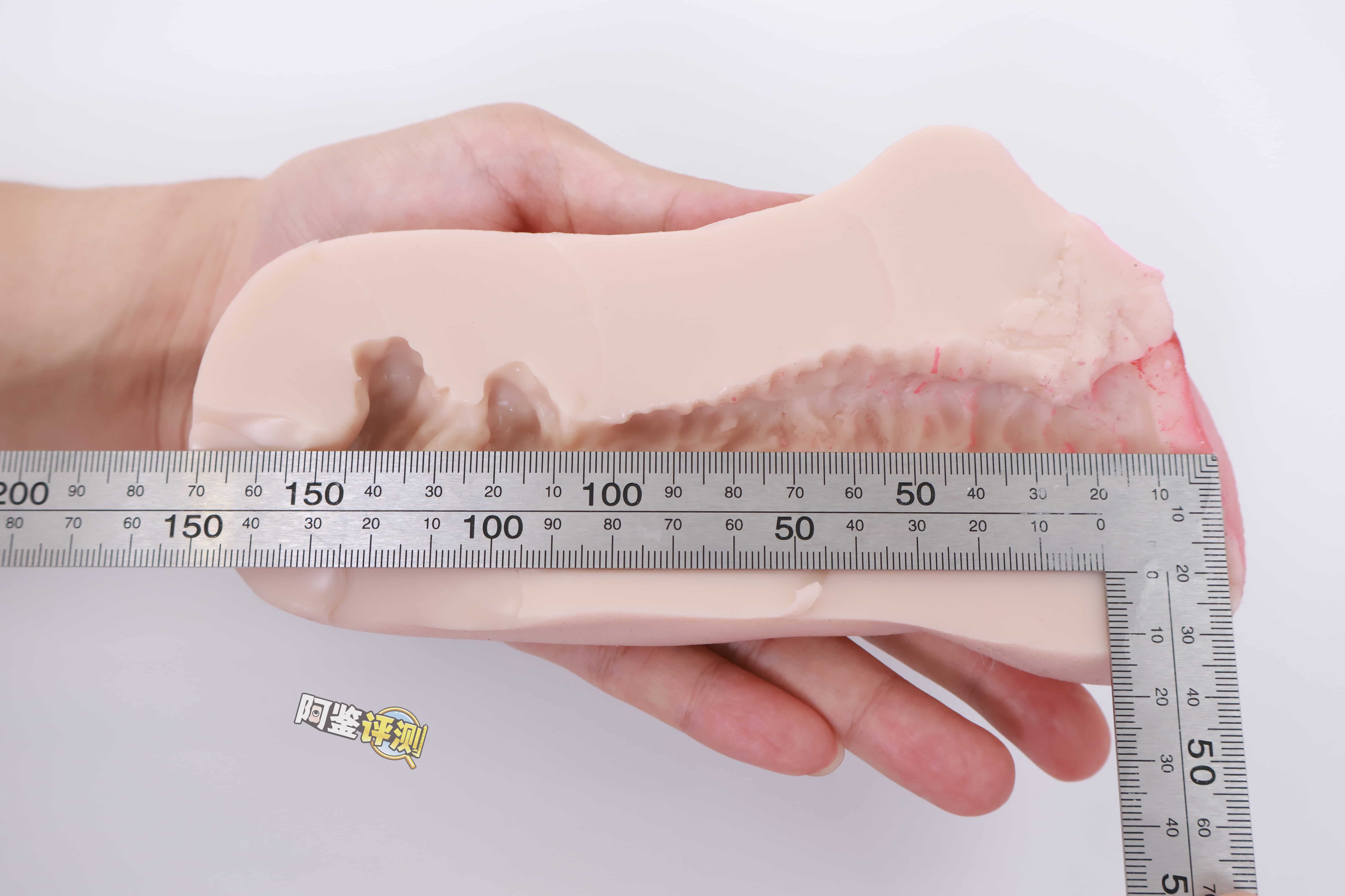 YUU——“极乐蜜壶”评测!使用硅胶材质制作而成的飞机杯,似乎没有我想象中那么难以使用