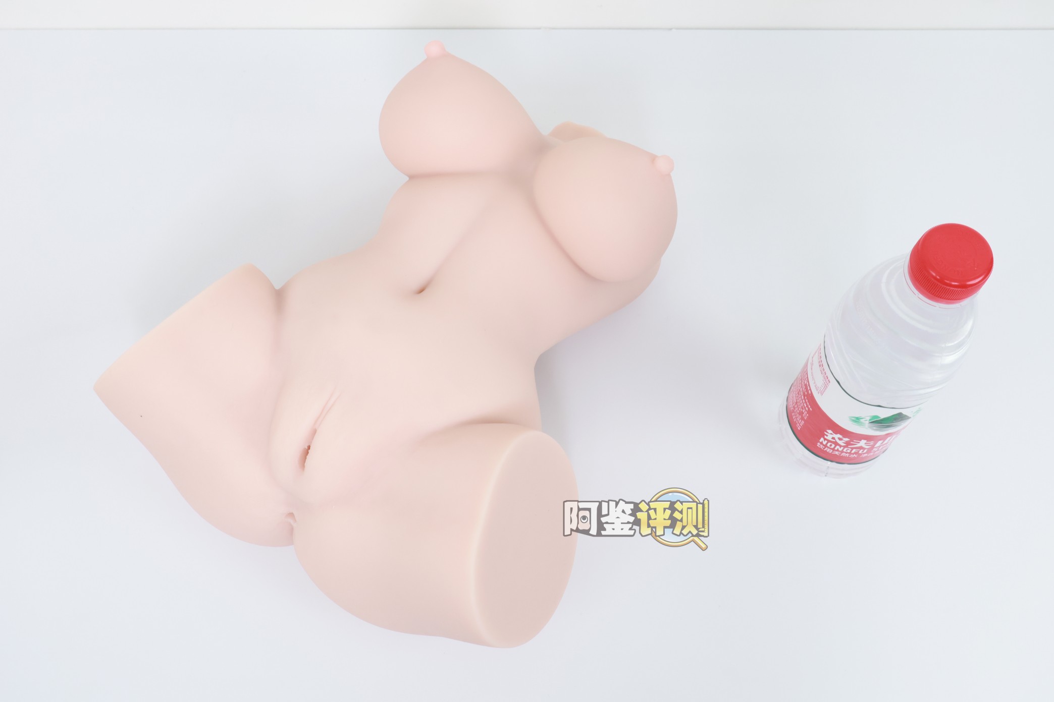 yokubou——“火热应援团(半身)”评测!小臀模前作的延续半身款,终于有一款带软胸的小身体了!