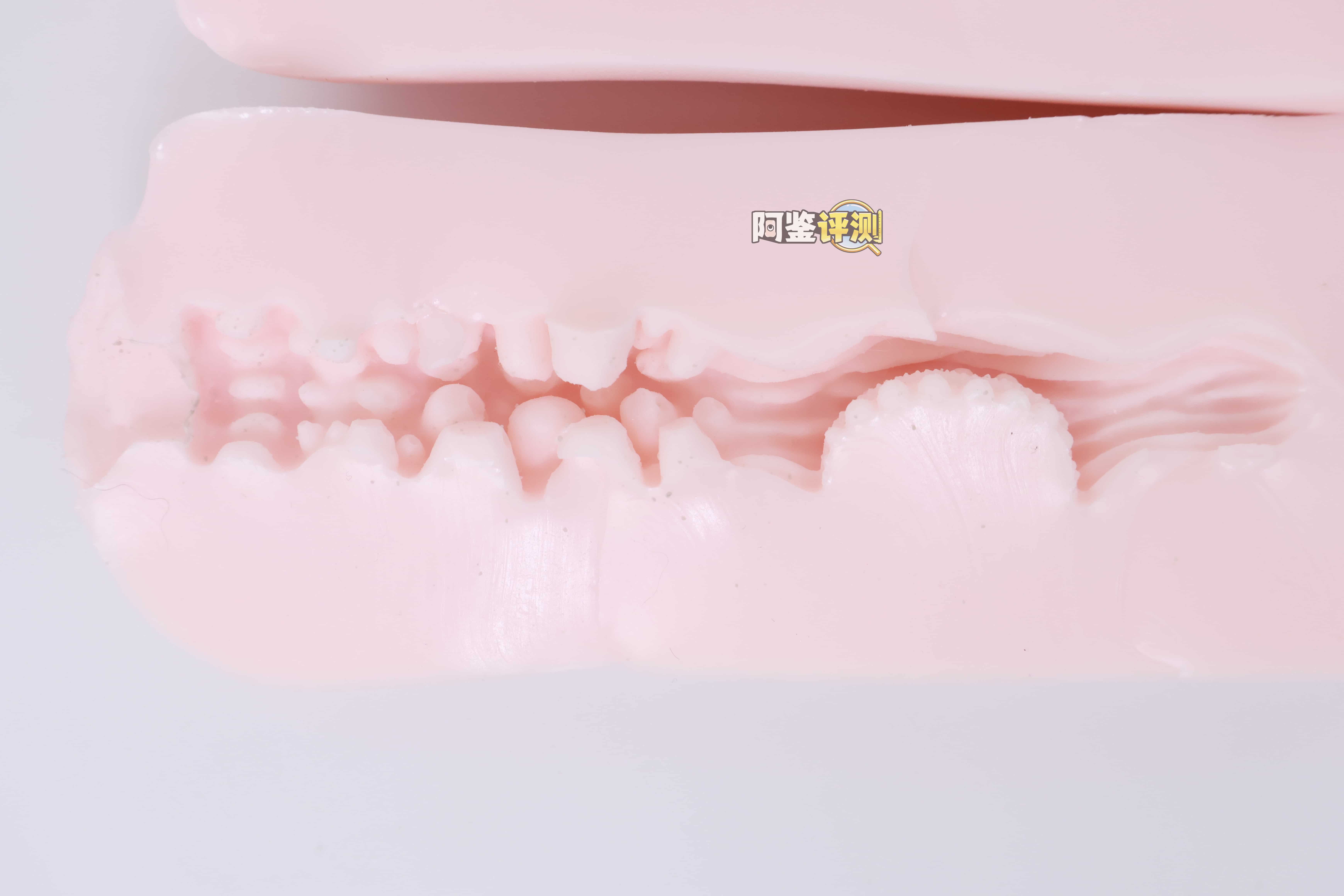 MODE——“纯白花嫁”评测!这样极端的“硬+窄”的设计,简直是专门设计给牛牛的刑具...