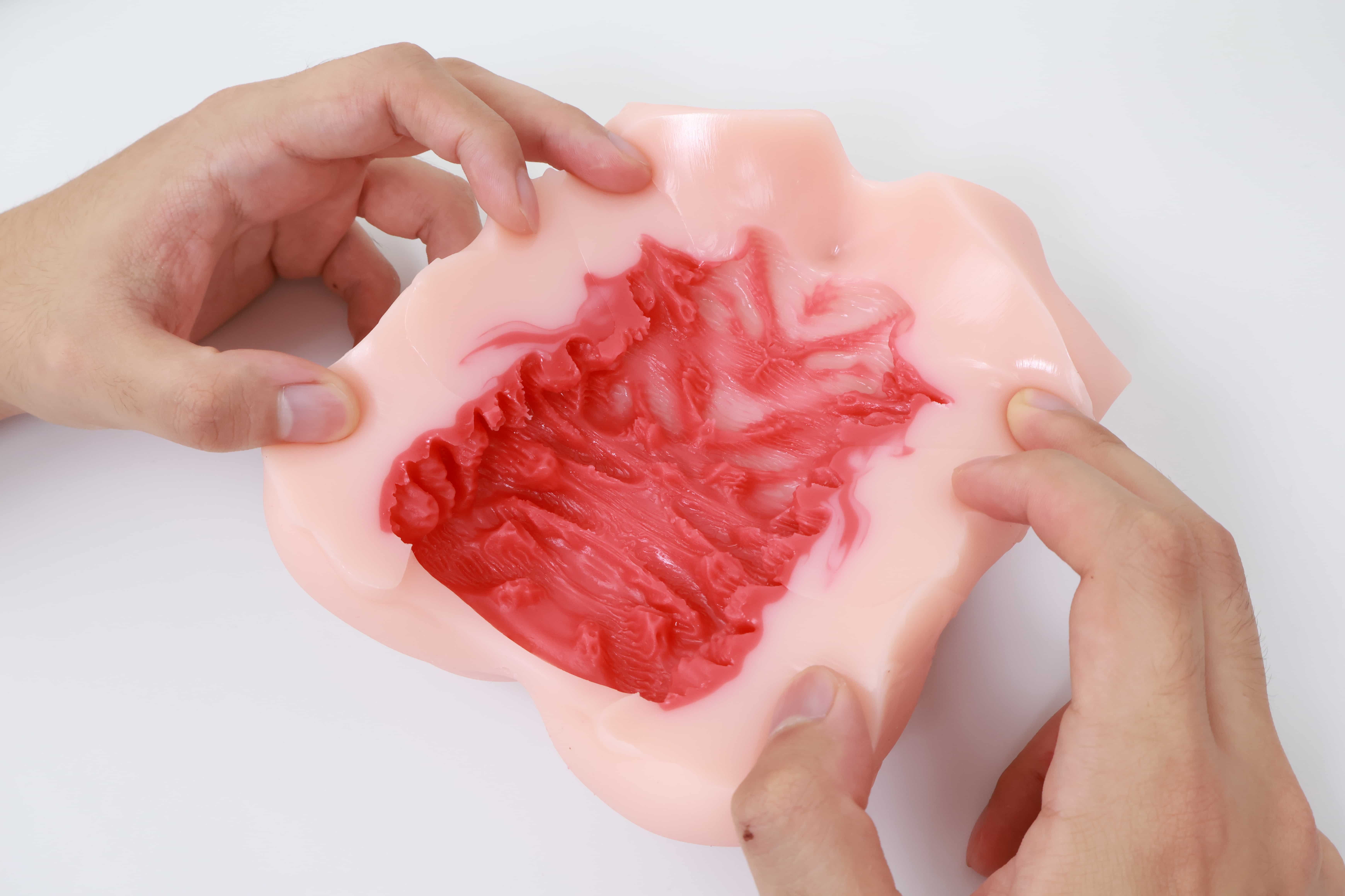 Lovefactor——“欲月之吻”评测！结构复杂充盈的肉感“尖牙”，看似凶险实则温柔~