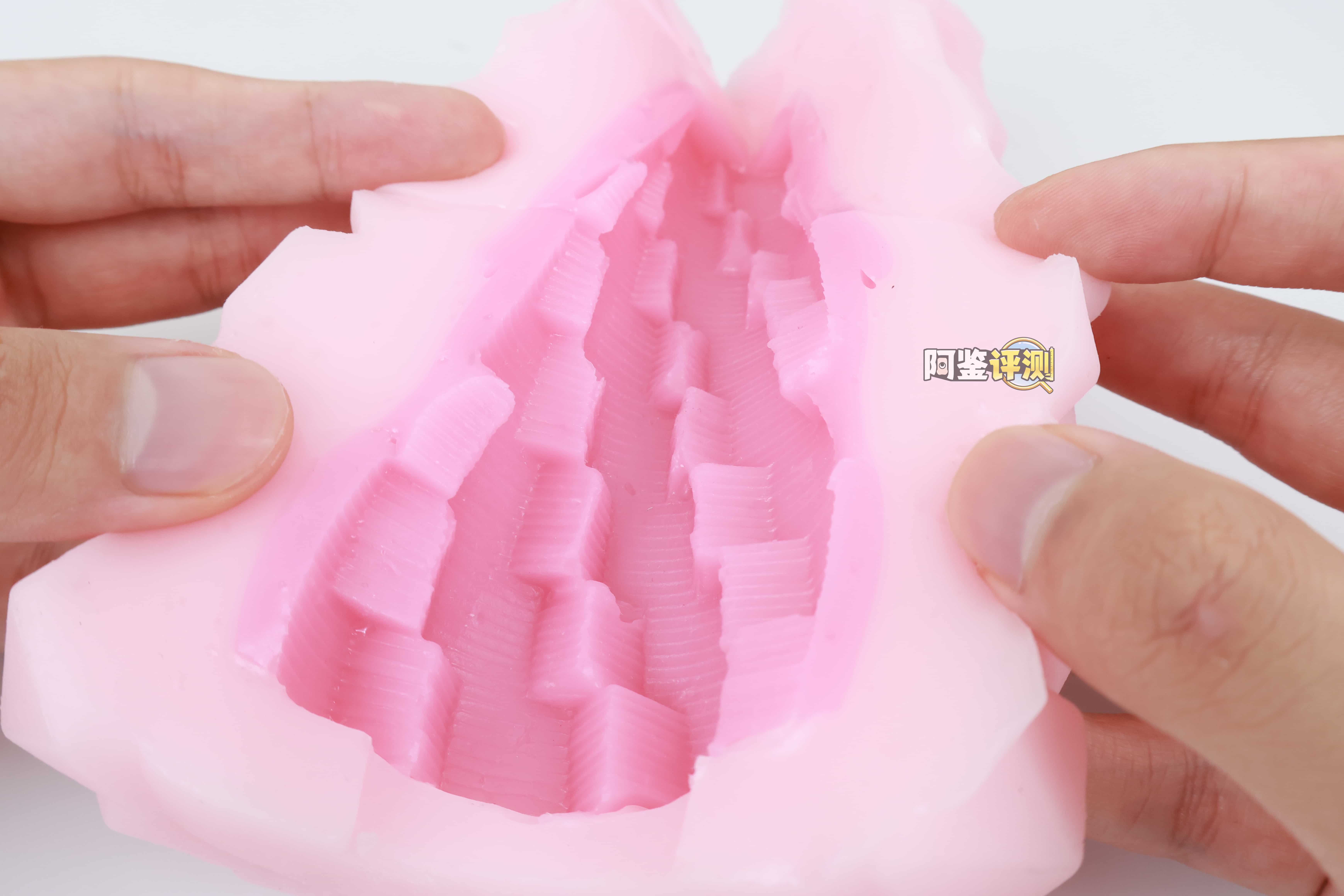 KK——“榨精术士”评测!外软内硬的旋转大块结构,有物理刺激但缺少一些肉感的包裹