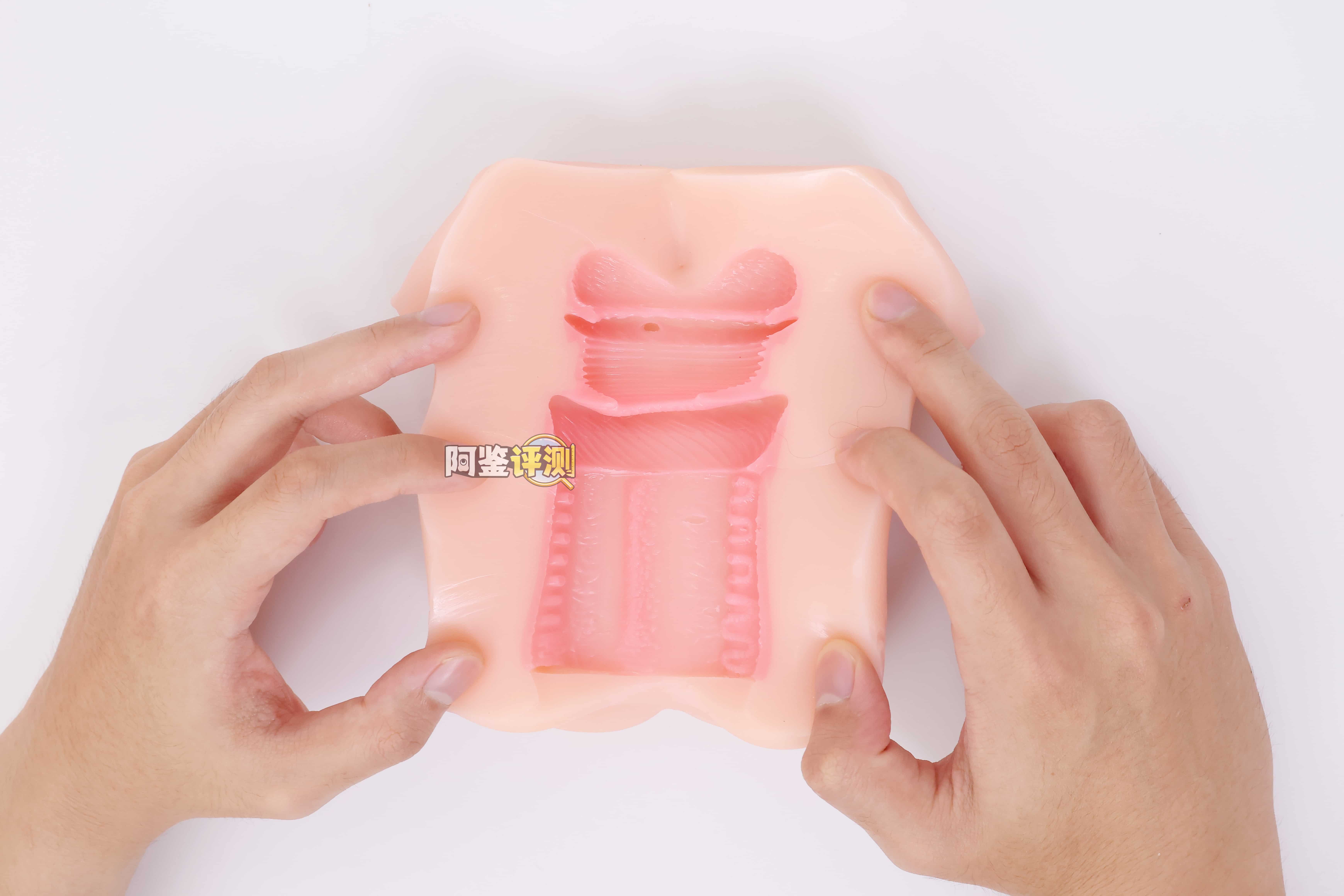 SUIKOMI——"卖杯子的小女孩"评测！这设计可以说是把子宫型杯子的缺点发挥到极致了.....