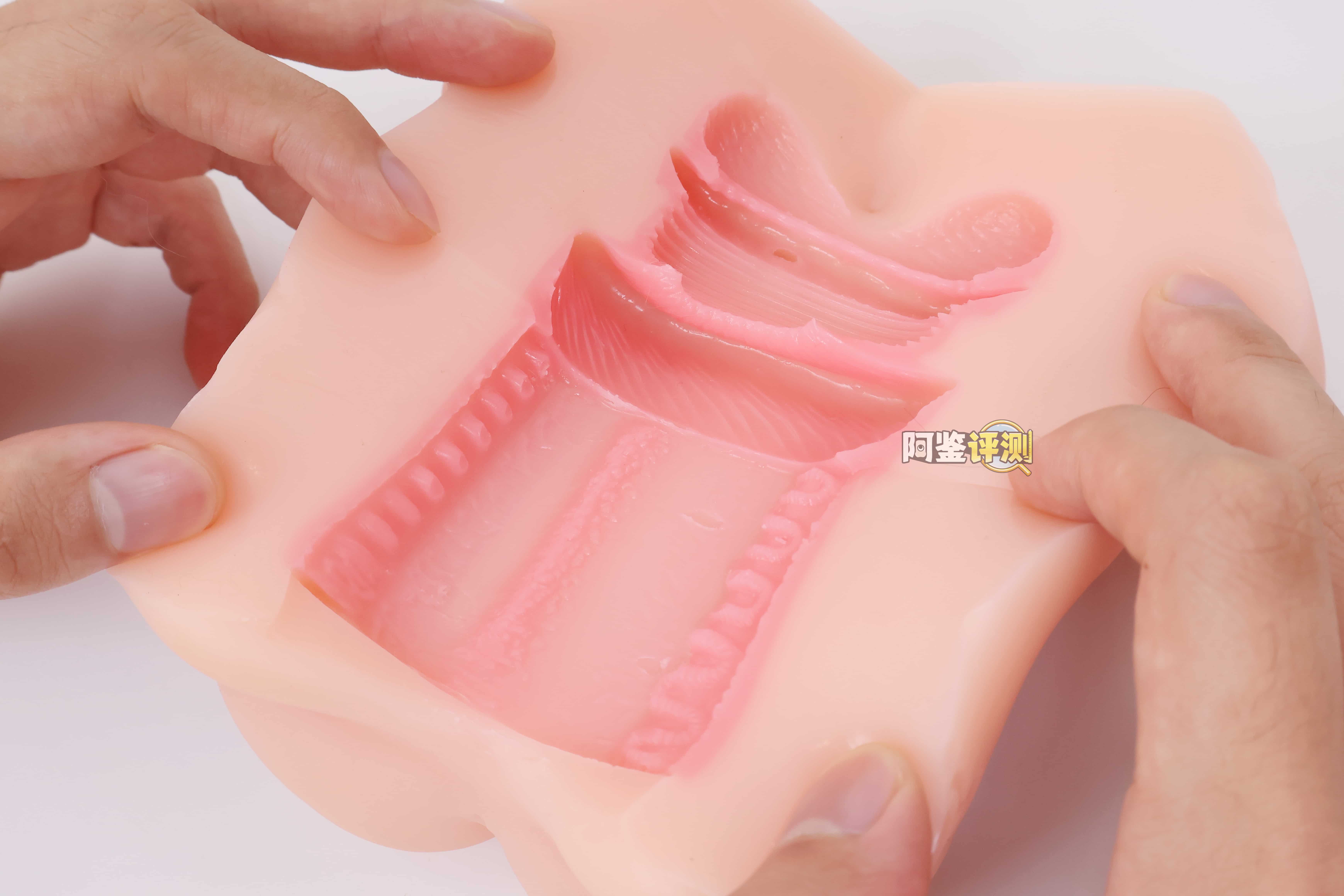 SUIKOMI——"卖杯子的小女孩"评测！这设计可以说是把子宫型杯子的缺点发挥到极致了.....