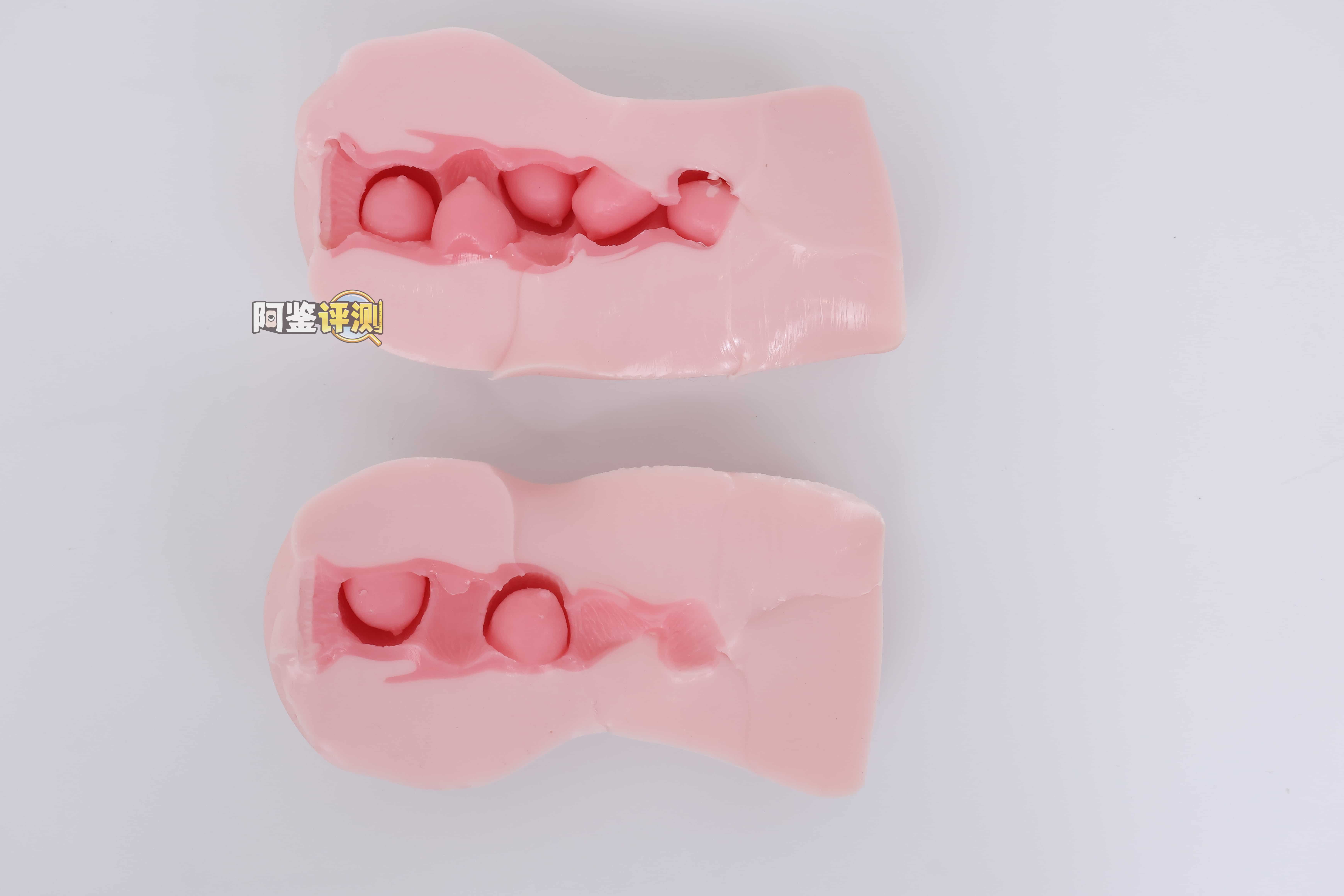 YUU——”乳推神乐”评测!乳交居然要靠通道结构来实现?这设计概念多少是有点搞笑成分在