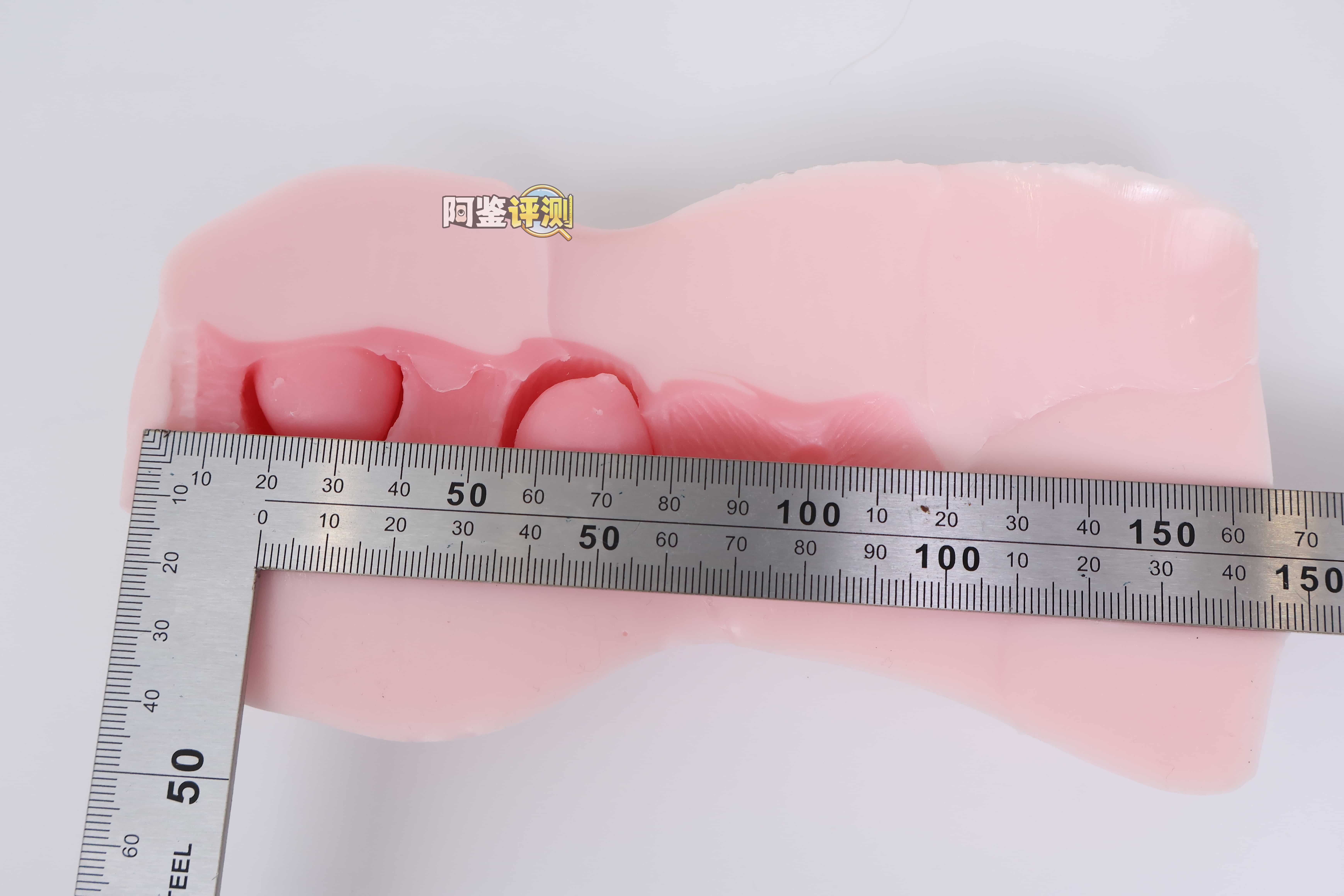 YUU——”乳推神乐”评测!乳交居然要靠通道结构来实现?这设计概念多少是有点搞笑成分在