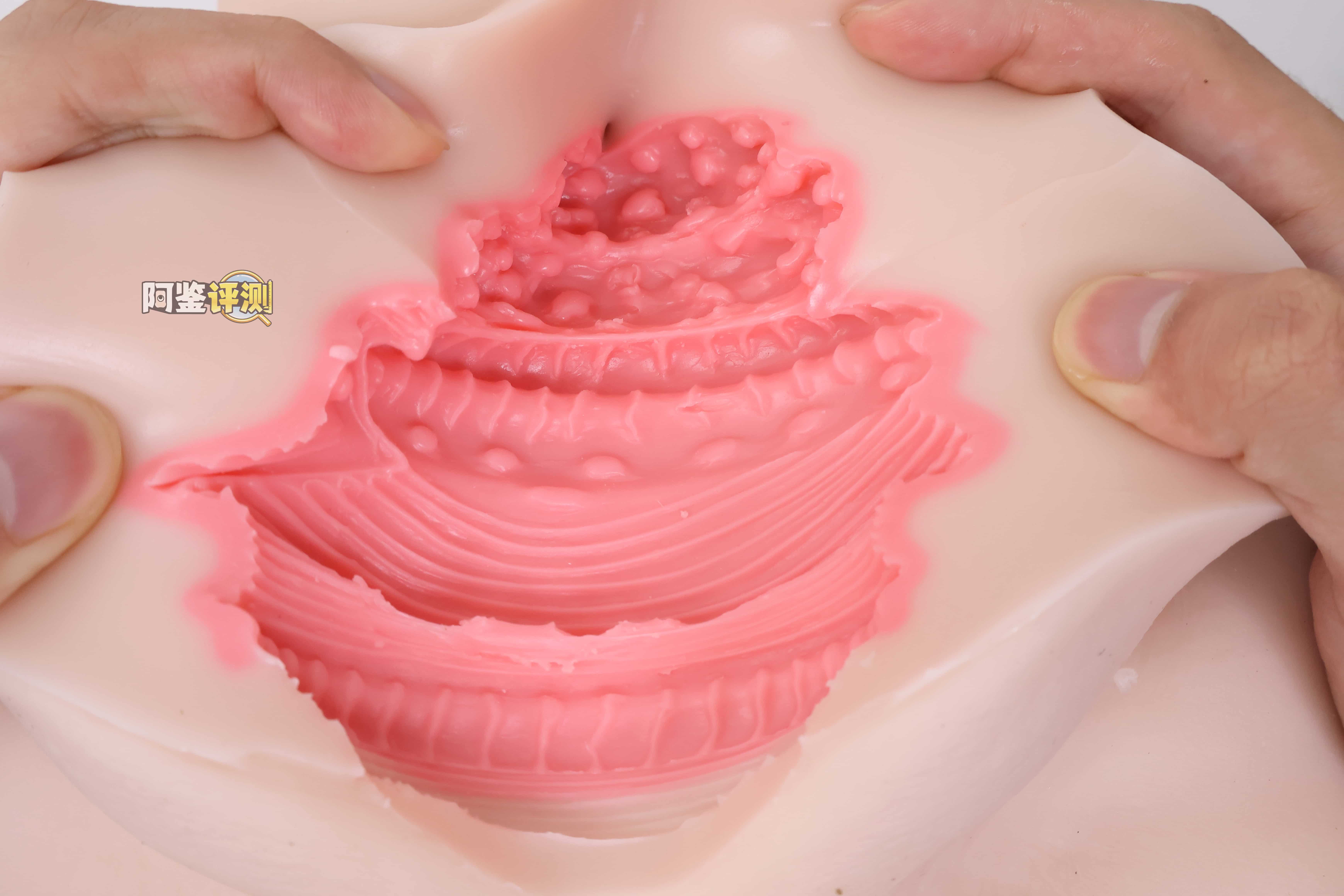 yokubou——“火热应援团（半身）”评测！小臀模前作的延续半身款，终于有一款带软胸的小身体了！