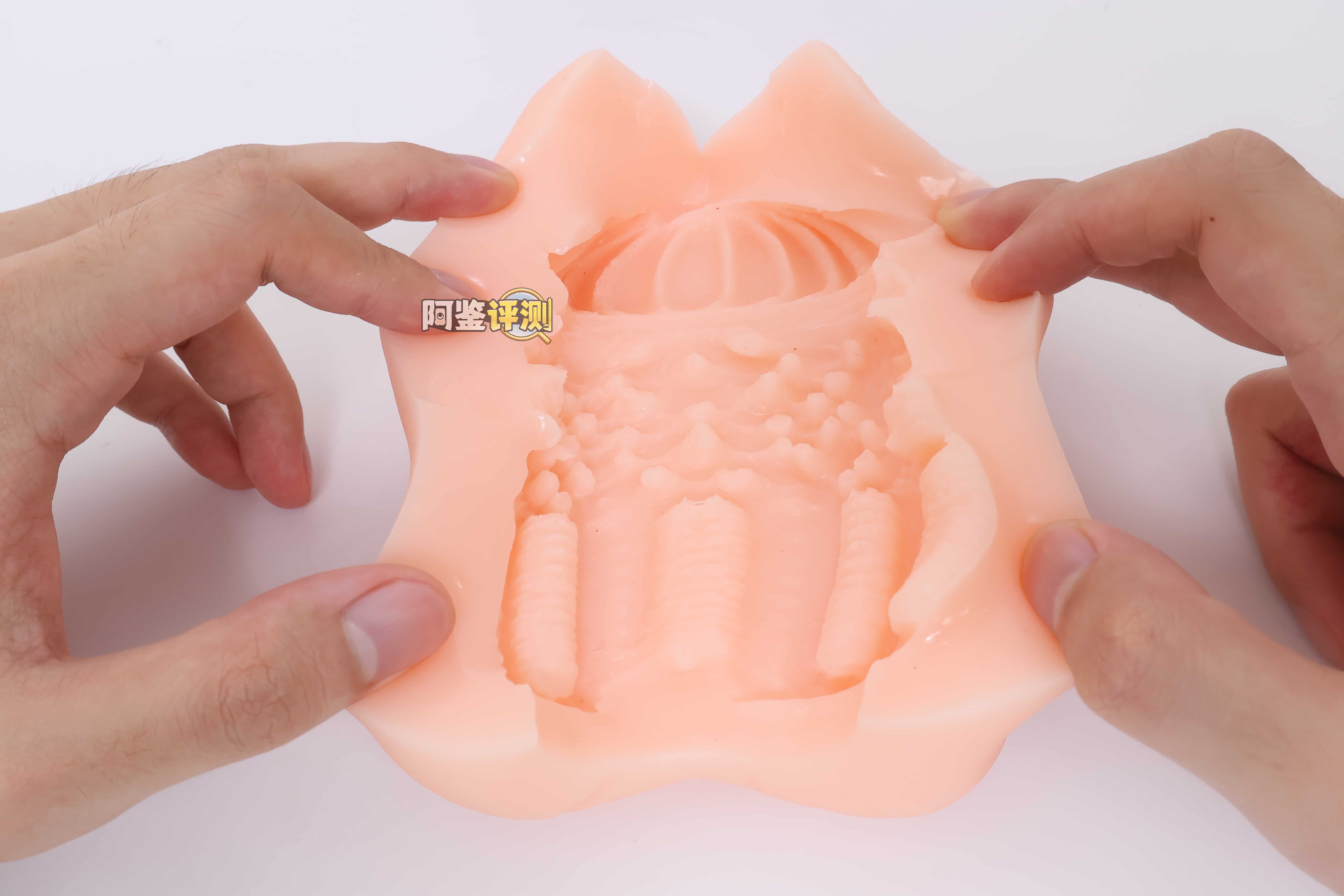 汤马托易士——”异世界精灵”评测!对子炼金术士的一比一模仿版,TPE的材质复刻排气感?根本不行...