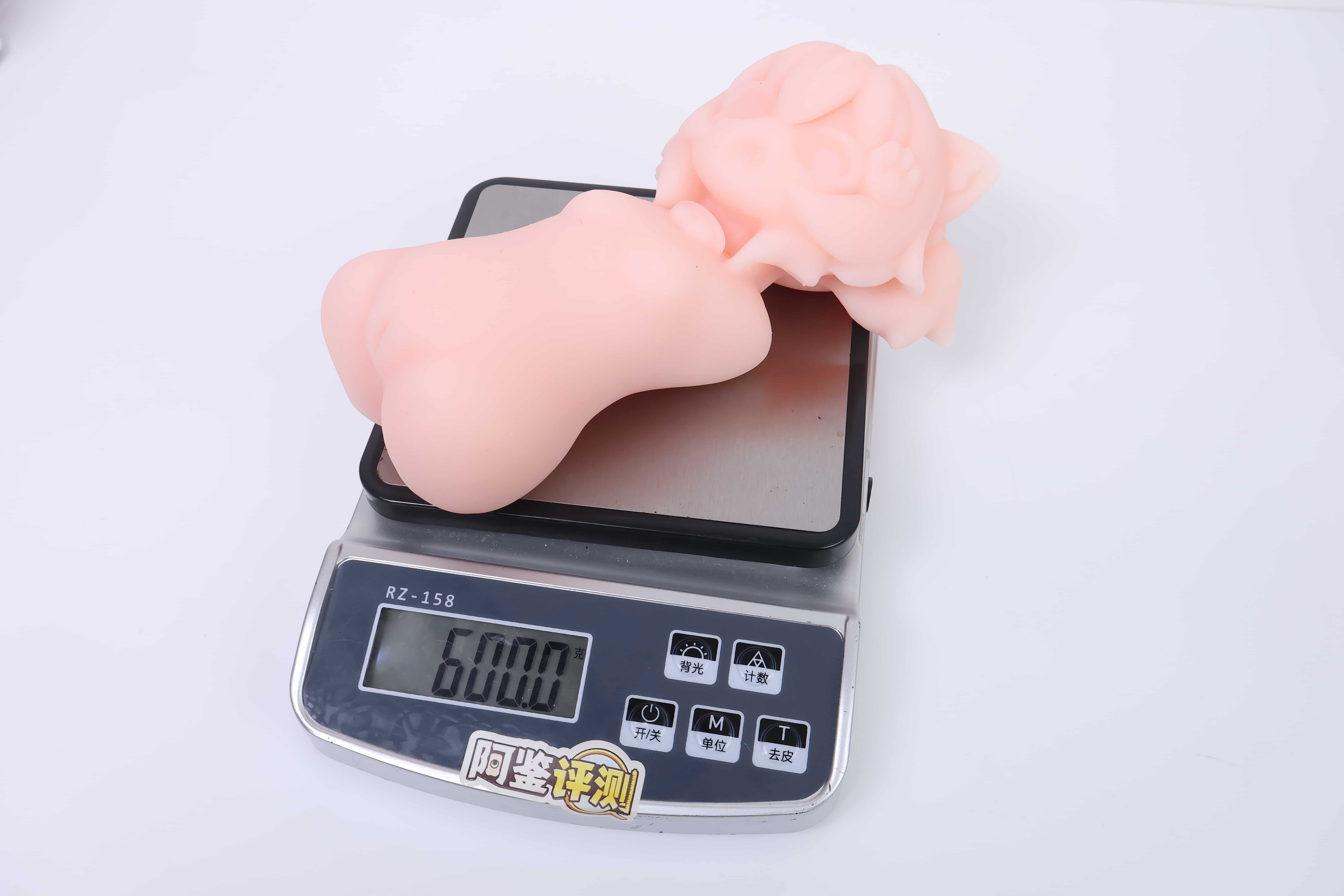 汤玛托易士——”猫乃井莉莉”评测！自家Vtuber联名的“人格排泄”主题杯，主题新奇但是设计敷衍