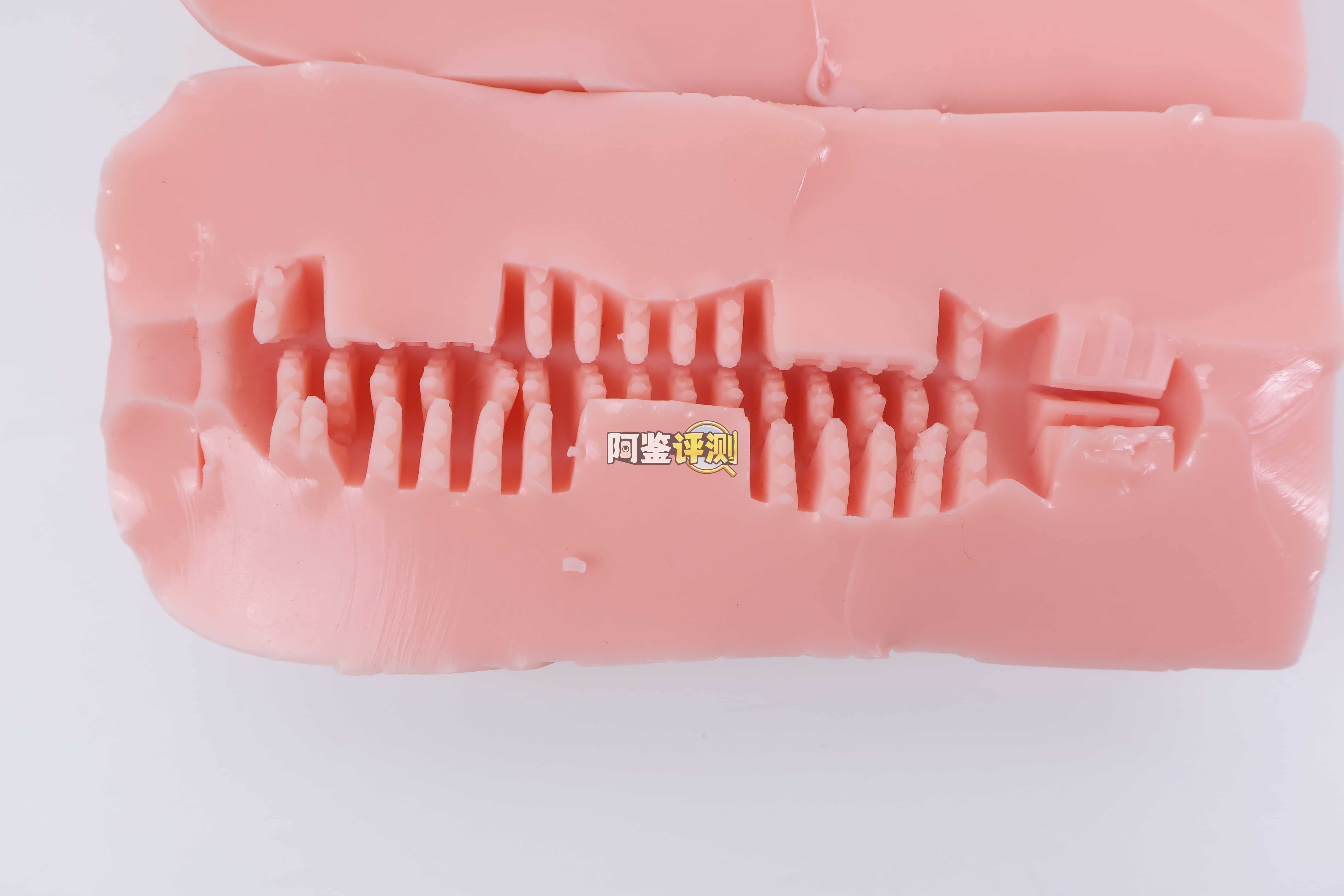 对子哈特——”宝石术士”评测！与排气法完全无缘的大空腔小杯，纹理的密度太低体验非常空洞