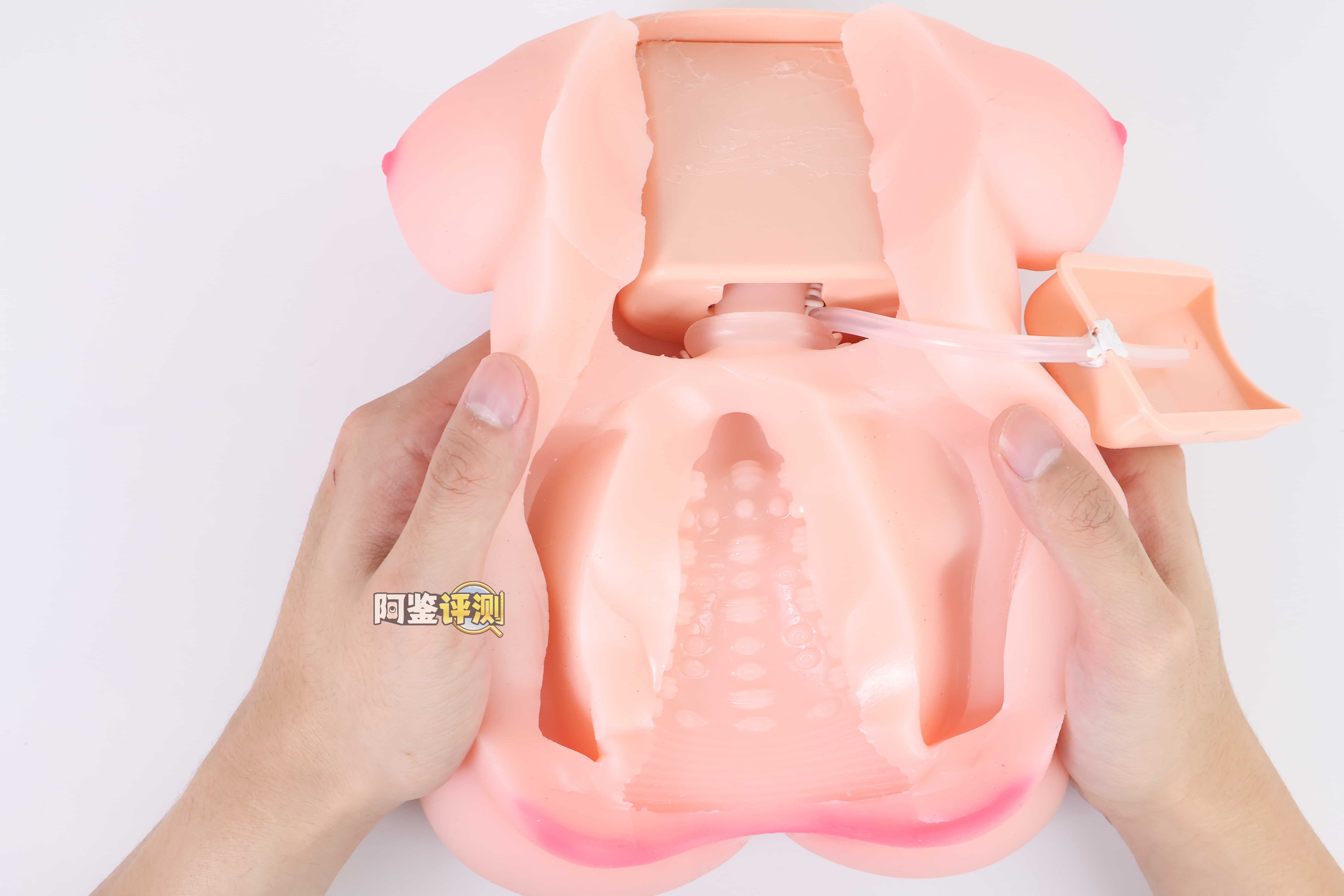 COC——”黑客甜心”评测！贯通同时还有”局部吮吸“？国产电动杯特有的奇怪优化方向